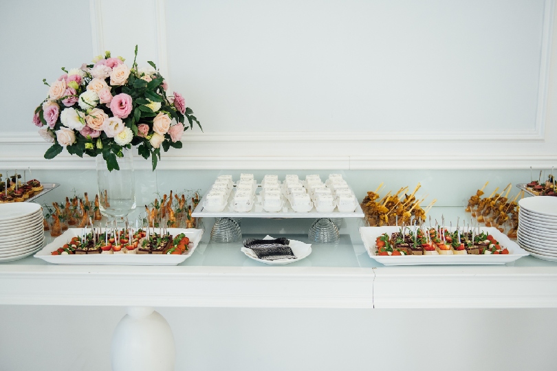 Master the art of house party catering and small home parties