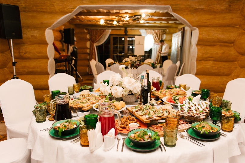 The intimate 50 pax house party: Masters of the small party