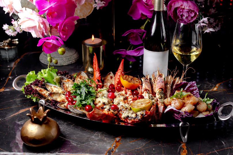 Bespoke gatherings and high end anniversary catering and milestone private party food solutions