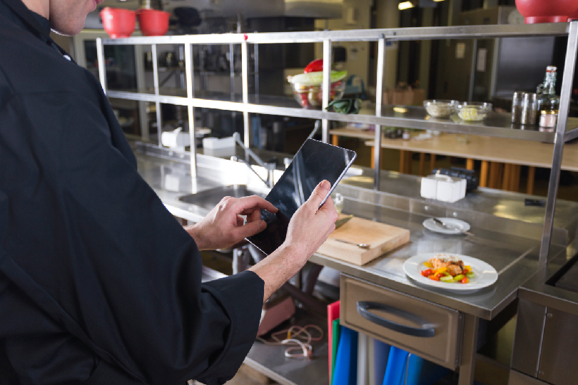 High-Velocity Tech Conference Catering and Food Logistics